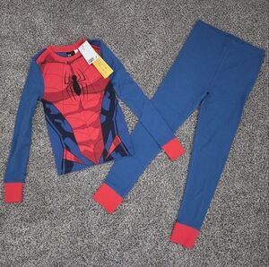 H&M Marvel Spiderman Pajama Top And Pant Set